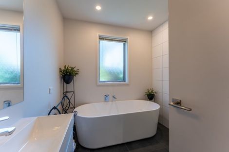 Photo of property in 174 Douglas Street, Highfield, Timaru, 7910