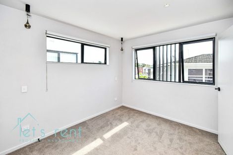 Photo of property in 104b Edgewater Drive, Pakuranga, Auckland, 2010