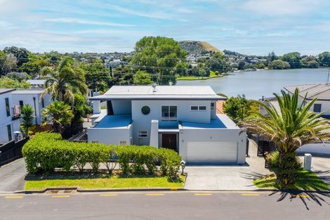 Photo of property in 14 Tide Close, Mount Wellington, Auckland, 1060