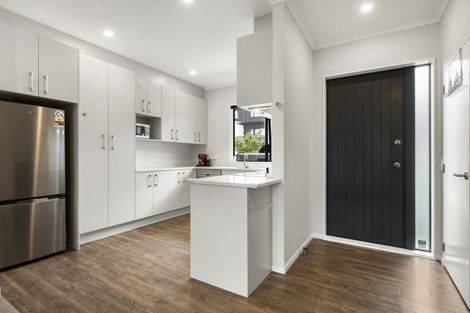 Photo of property in 3 Tahuhu Road, Mount Wellington, Auckland, 1062