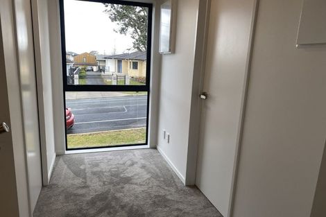 Photo of property in 33b Matipo Road, Te Atatu Peninsula, Auckland, 0610