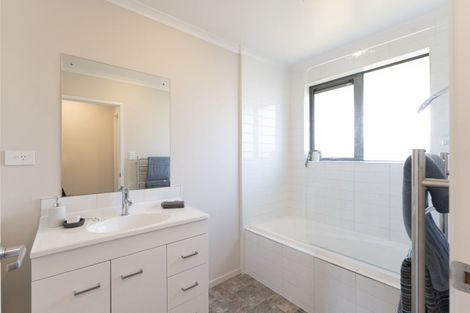 Photo of property in 2/159 Edgeware Road, Edgeware, Christchurch, 8013