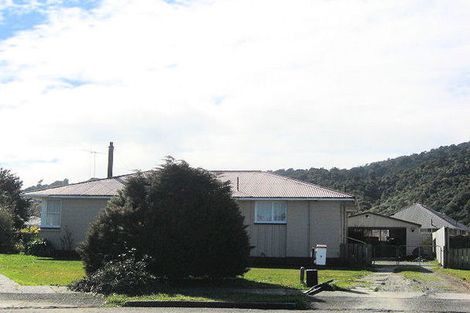 Photo of property in 9 Barkley Place, Cobden, Greymouth, 7802