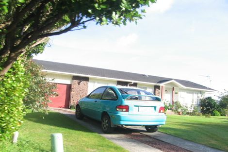 Photo of property in 106 Leeward Drive, Whitby, Porirua, 5024