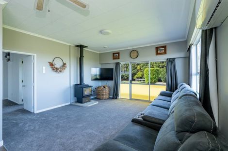 Photo of property in 460 Tiwai Road, Awarua Plains, Invercargill, 9877