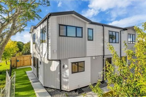 Photo of property in 15a Mckean Avenue, Manurewa, Auckland, 2102