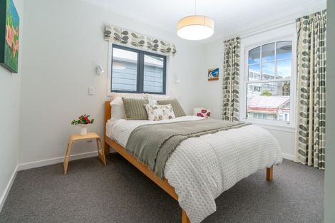 Photo of property in 35 Queen Street, Mount Victoria, Wellington, 6011