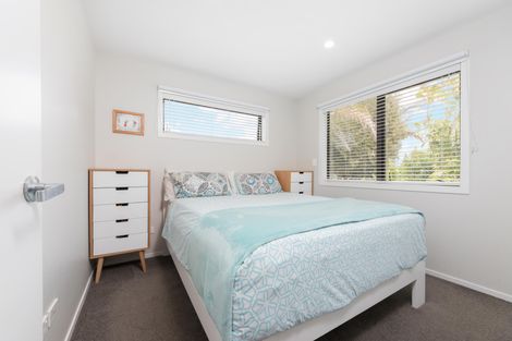 Photo of property in 31 Oreil Avenue, West Harbour, Auckland, 0618
