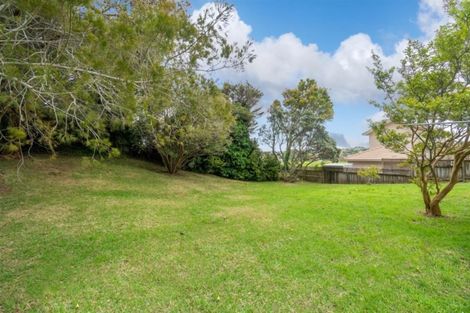 Photo of property in 2/40 Blakeborough Drive, Forrest Hill, Auckland, 0620