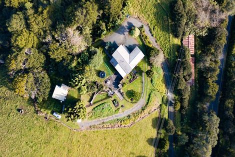 Photo of property in 968 Cove Road, Waipu, 0582