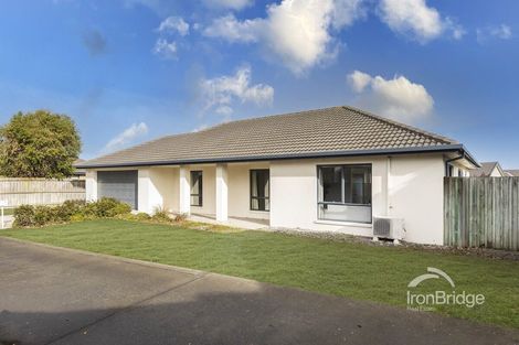 Photo of property in 2 Limes Avenue, Parklands, Christchurch, 8083