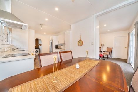 Photo of property in 15 Holdsworth Avenue, Trentham, Upper Hutt, 5018