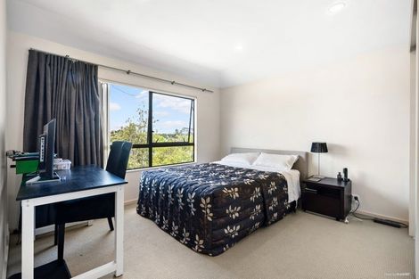 Photo of property in 26a Woodstock Road, Forrest Hill, Auckland, 0620