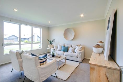 Photo of property in 13 Whakatomo Place, Havelock North, 4130