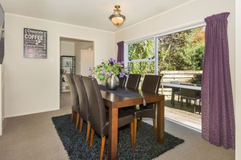 Photo of property in 2/5 Stanley Avenue, Milford, Auckland, 0620