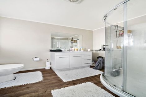 Photo of property in 105 Motatau Road, Papatoetoe, Auckland, 2025