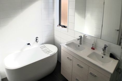 Photo of property in 84 Caldera Drive, Long Bay, Auckland, 0630