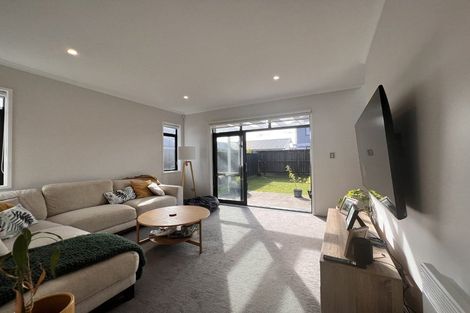 Photo of property in 6 Pinto Road, Pukekohe, 2120