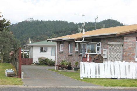 Photo of property in 103a Ocean Road, Whangamata, 3620