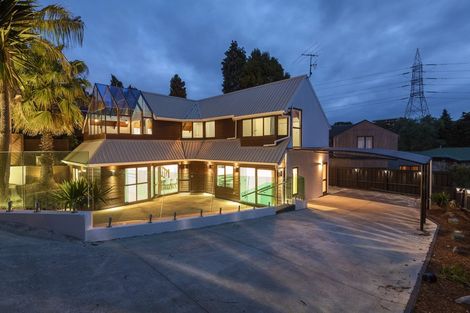 Photo of property in 2 George Laurenson Lane, Mount Roskill, Auckland, 1041