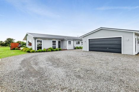 Photo of property in 1253 Upland Road, Egmont Village, Inglewood, 4386