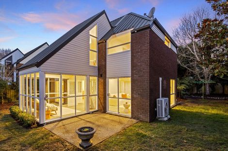 Photo of property in 3/251 Memorial Avenue, Burnside, Christchurch, 8053