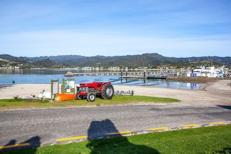 Photo of property in 4b The Esplanade, Tairua, 3508