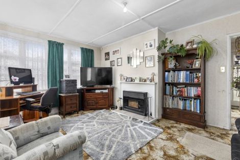 Photo of property in 20 Gibson Crescent, Naenae, Lower Hutt, 5011