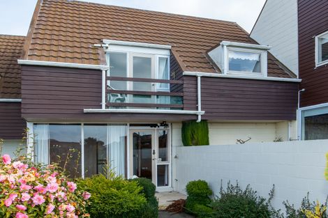 Photo of property in 2/2 Cross Street, Marchwiel, Timaru, 7910