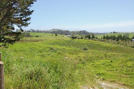 Photo of property in 962a Oneriri Road, Kaiwaka, 0573