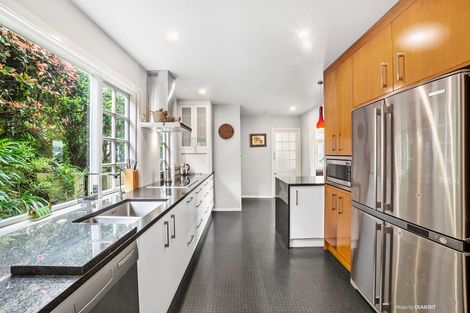 Photo of property in 50 Rodrigo Road, Kilbirnie, Wellington, 6022