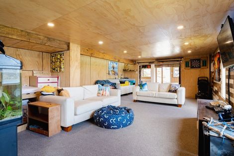 Photo of property in 41 Adderley Terrace, Ravensbourne, Dunedin, 9022