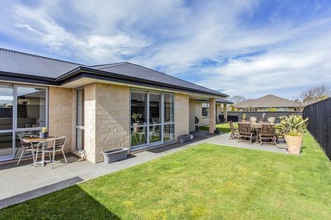 Photo of property in 31 Beech Drive, Rangiora, 7400