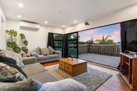 Photo of property in 19 Japonica Drive, Beach Haven, Auckland, 0626