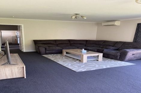 Photo of property in 3/199 Newlands Road, Newlands, Wellington, 6037