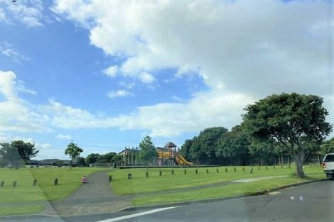 Photo of property in 2 Cyclamen Road, Mangere, Auckland, 2022