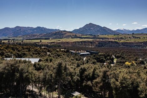 Photo of property in 69 Kanuka Rise, Albert Town, Wanaka, 9305