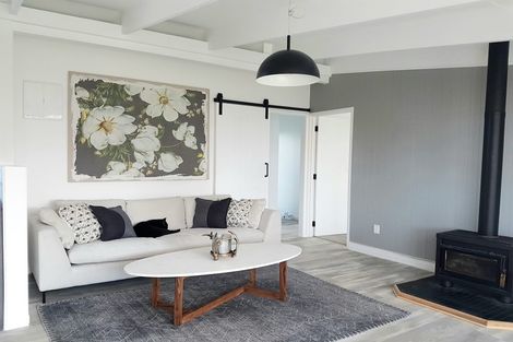 Photo of property in 153 Howard Road, Orere Point, Papakura, 2585