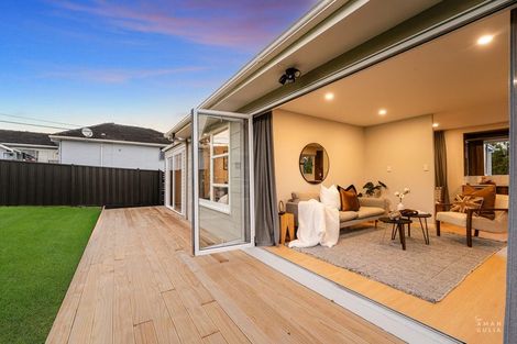 Photo of property in 131 Rosier Road, Glen Eden, Auckland, 0602