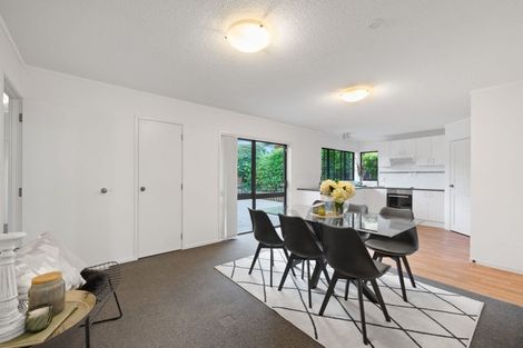 Photo of property in 31 Cromdale Avenue, Highland Park, Auckland, 2010