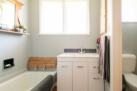 Photo of property in 6 Mcglashen Street, Motueka, 7120