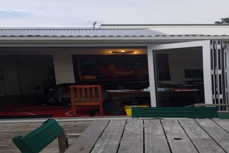 Photo of property in 33 Rhine Street, Island Bay, Wellington, 6023