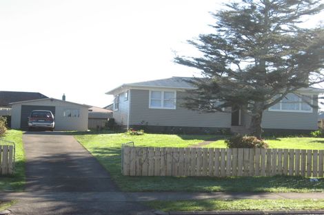 Photo of property in 28 Addington Avenue, Manurewa, Auckland, 2102