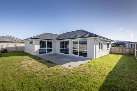 Photo of property in 24 Te Kio Crescent, Papamoa Beach, Papamoa, 3118