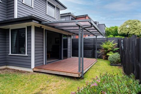 Photo of property in 2/11 Masters Avenue, Hillcrest, Hamilton, 3216