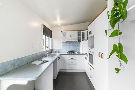 Photo of property in 11 Baldwin Street, Moera, Lower Hutt, 5010