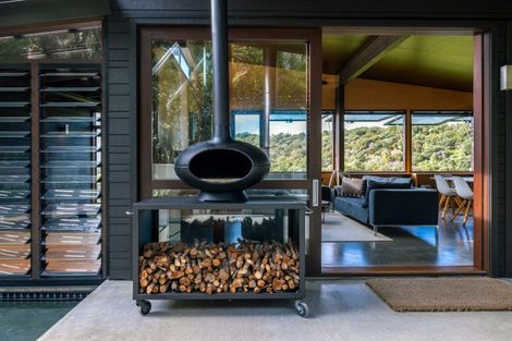 Photo of property in 209 Delamore Drive, Oneroa, Waiheke Island, 1081