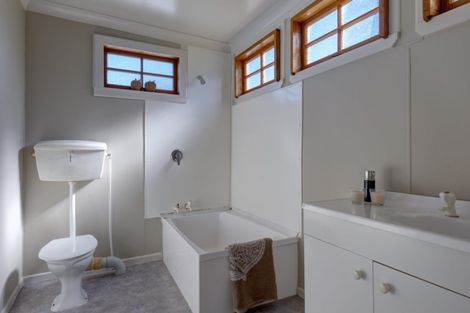 Photo of property in 4 Fourth View Avenue, Beachlands, Auckland, 2018