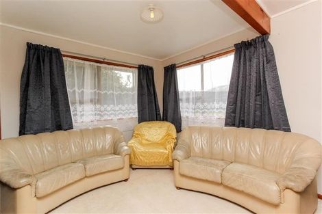 Photo of property in 49 Nevada Drive, Merrilands, New Plymouth, 4312