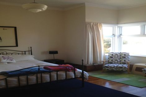 Photo of property in 2 Stanley Street, Berhampore, Wellington, 6023